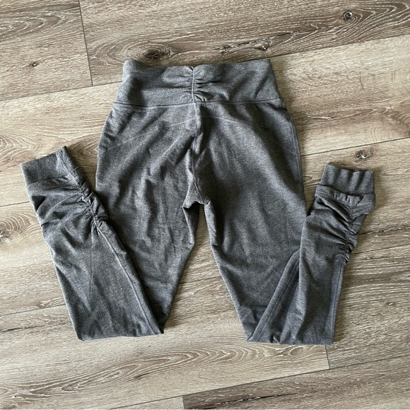 CALIA By Carrie‎ Underwood Ruched ankle legging/joggers Grey Size Medium/Large - Picture 8 of 8